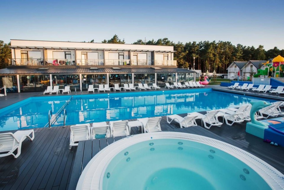 HOLIDAY PARK & RESORT