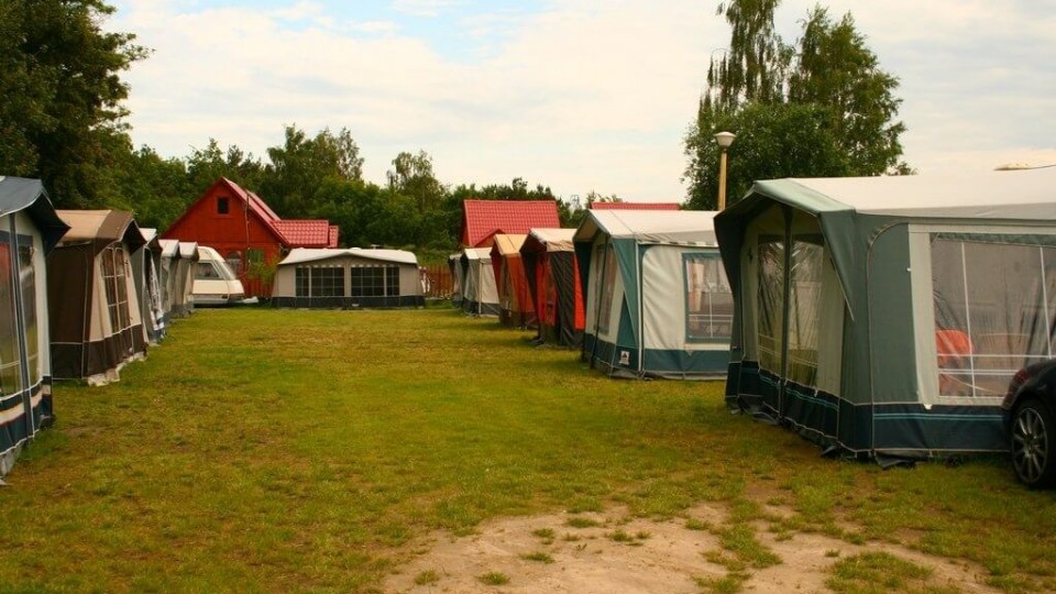 Pole namiotowe HELKAMP