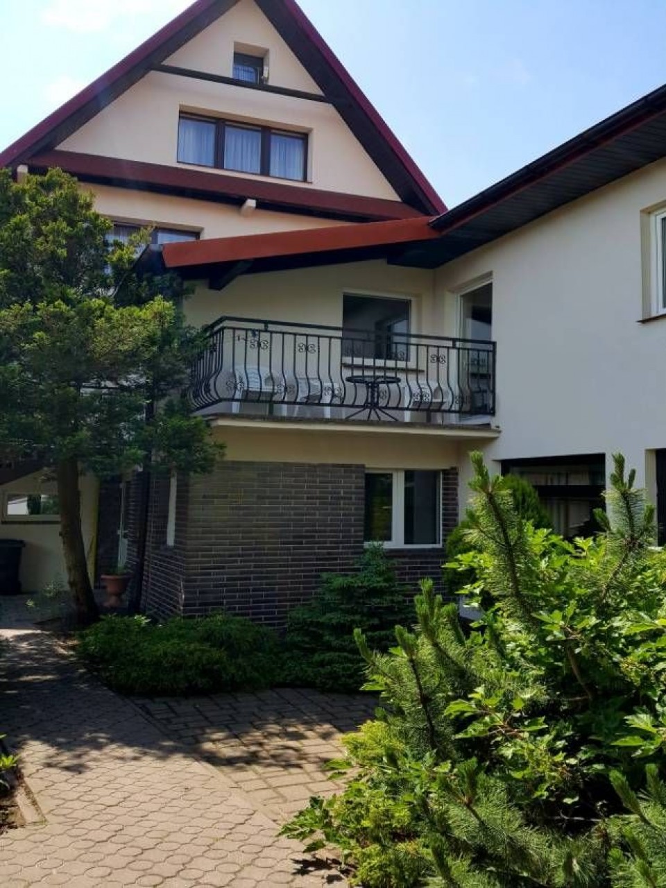 Pensjonat TADEUSZ I APARTAMENTY