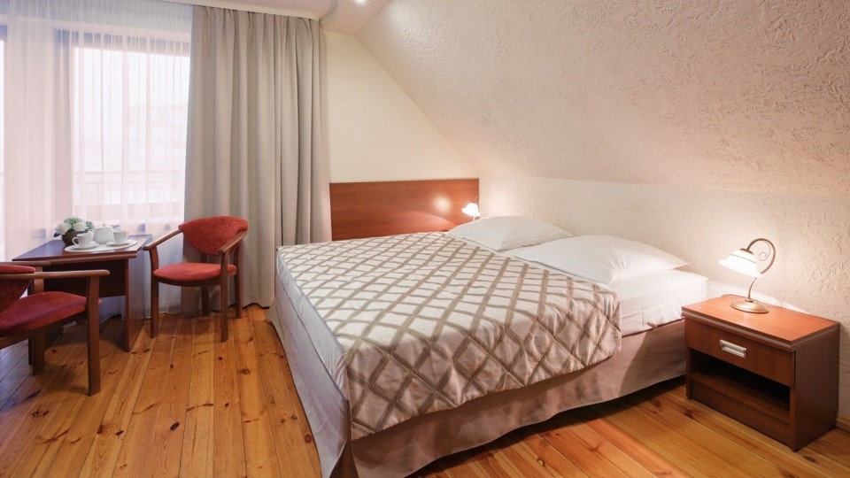 Pensjonat TADEUSZ I APARTAMENTY
