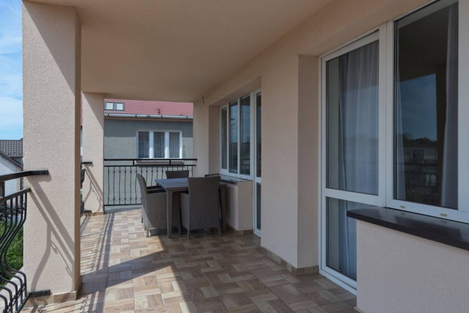 Pensjonat TADEUSZ I APARTAMENTY