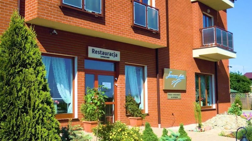 Hotel LAZUROWY DWÓR