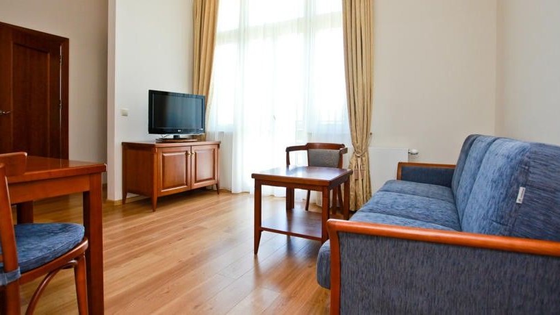 VILLA ARTIS