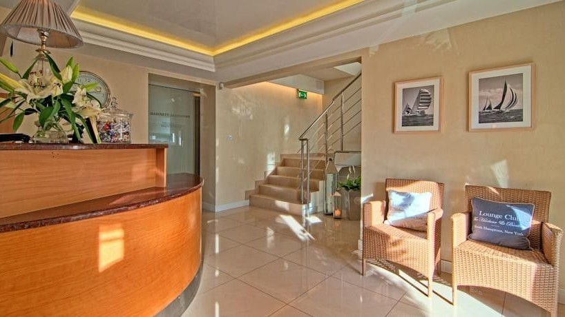Villa BRAVO