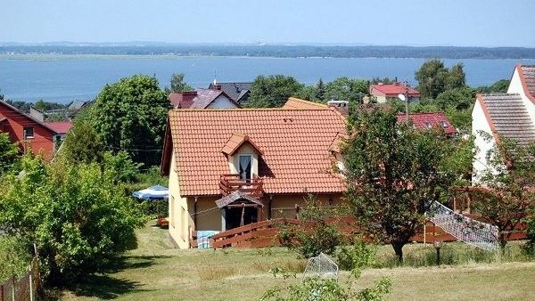 POD JESIONEM