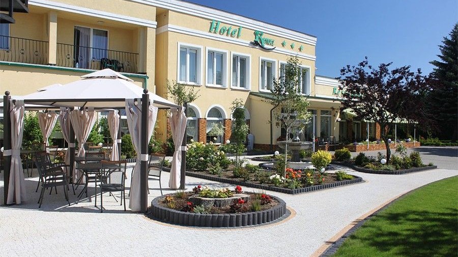 Hotel *** RENUSZ