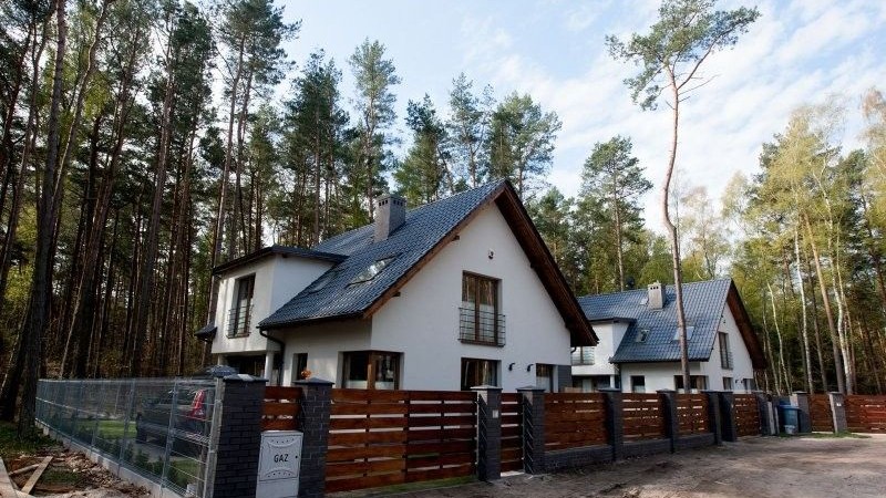 Dom NA SKRAJU