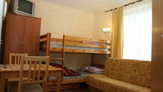 SIEDEM JARZĘBIN
