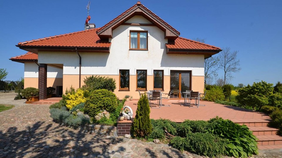Villa CIS