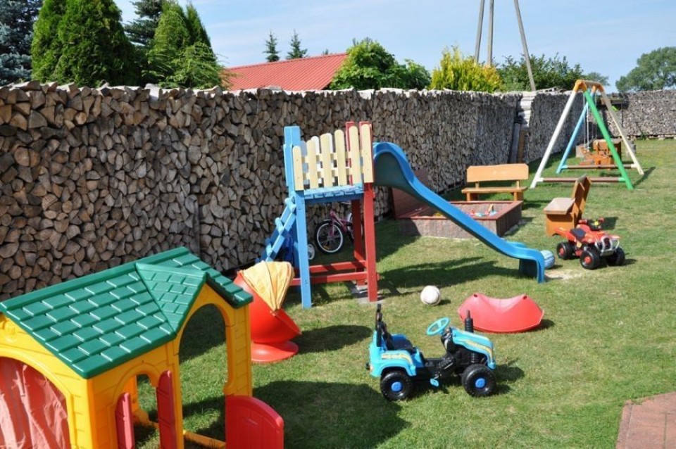 Pokoje Gościnne JANTAR