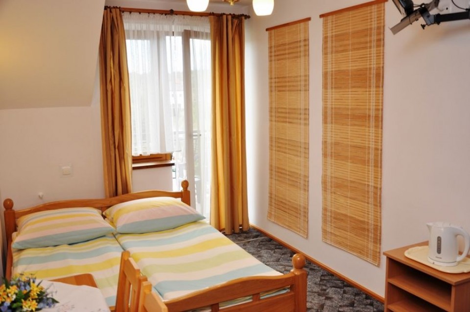 Pokoje Gościnne JANTAR