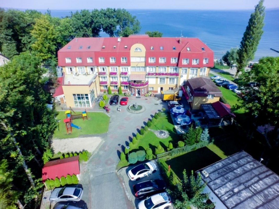 Ośrodek Wypoczynkowy JANTAR