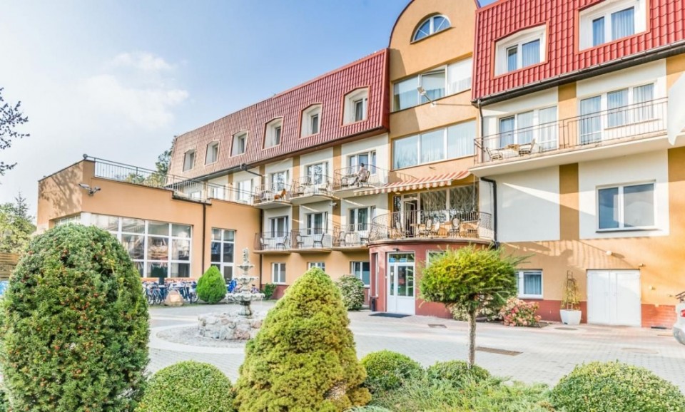 Ośrodek Wypoczynkowy JANTAR