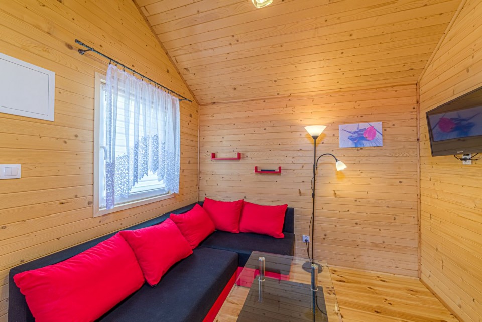 Pokoje i Domki Letniskowe POD GRUSZĄ
