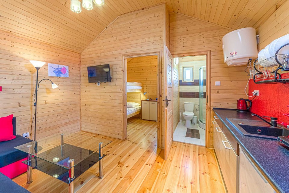 Pokoje i Domki Letniskowe POD GRUSZĄ