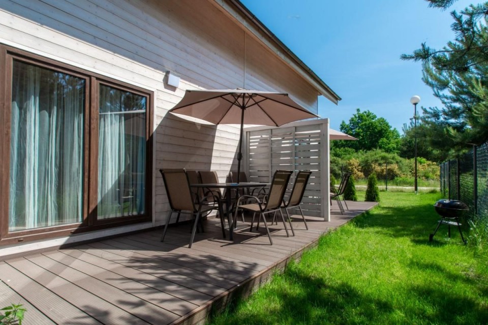 Domki Apartamentowe KIERUNEK ROZEWIE