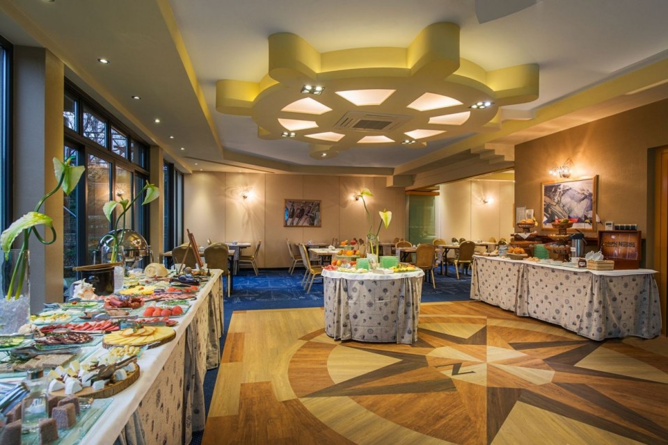 Hotel Faleza