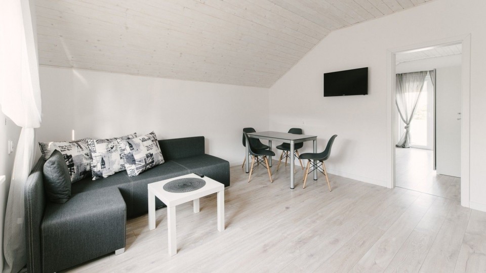 Apartamenty, Domki i Pokoje ALEXANDRIA z basenem