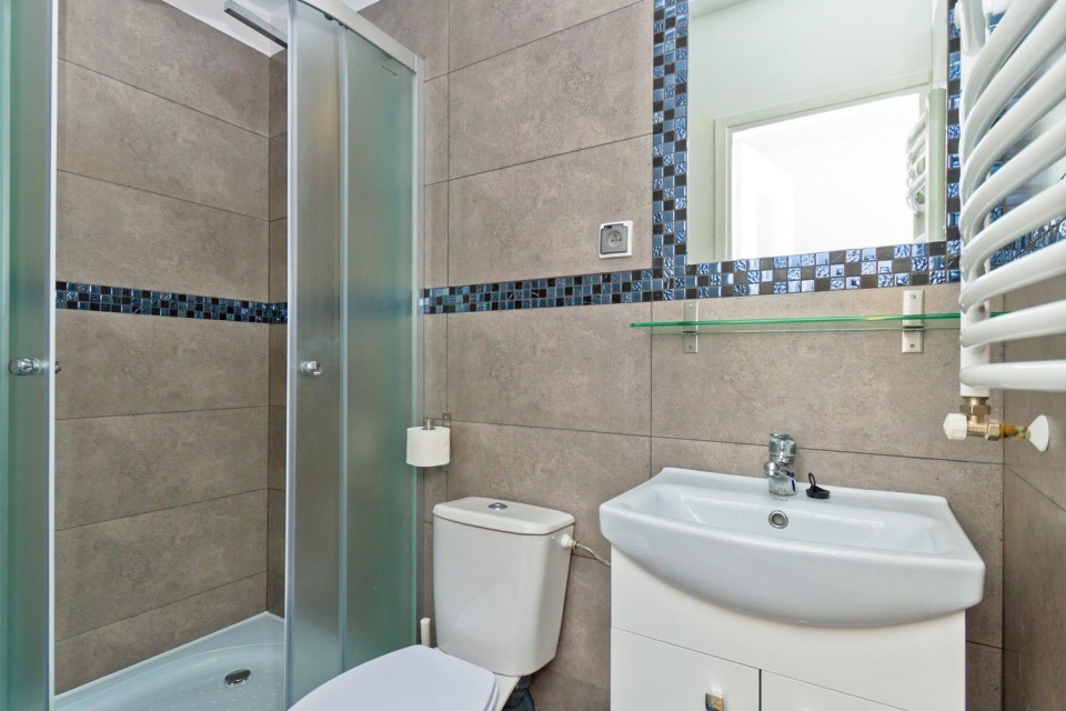 Apartamenty, Domki i Pokoje ALEXANDRIA z basenem