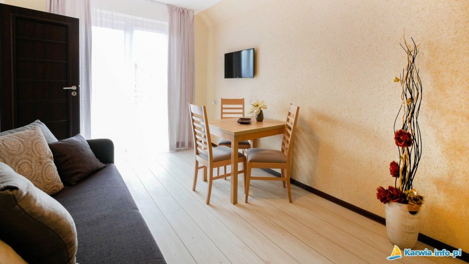 Apartamenty, Domki i Pokoje ALEXANDRIA z basenem