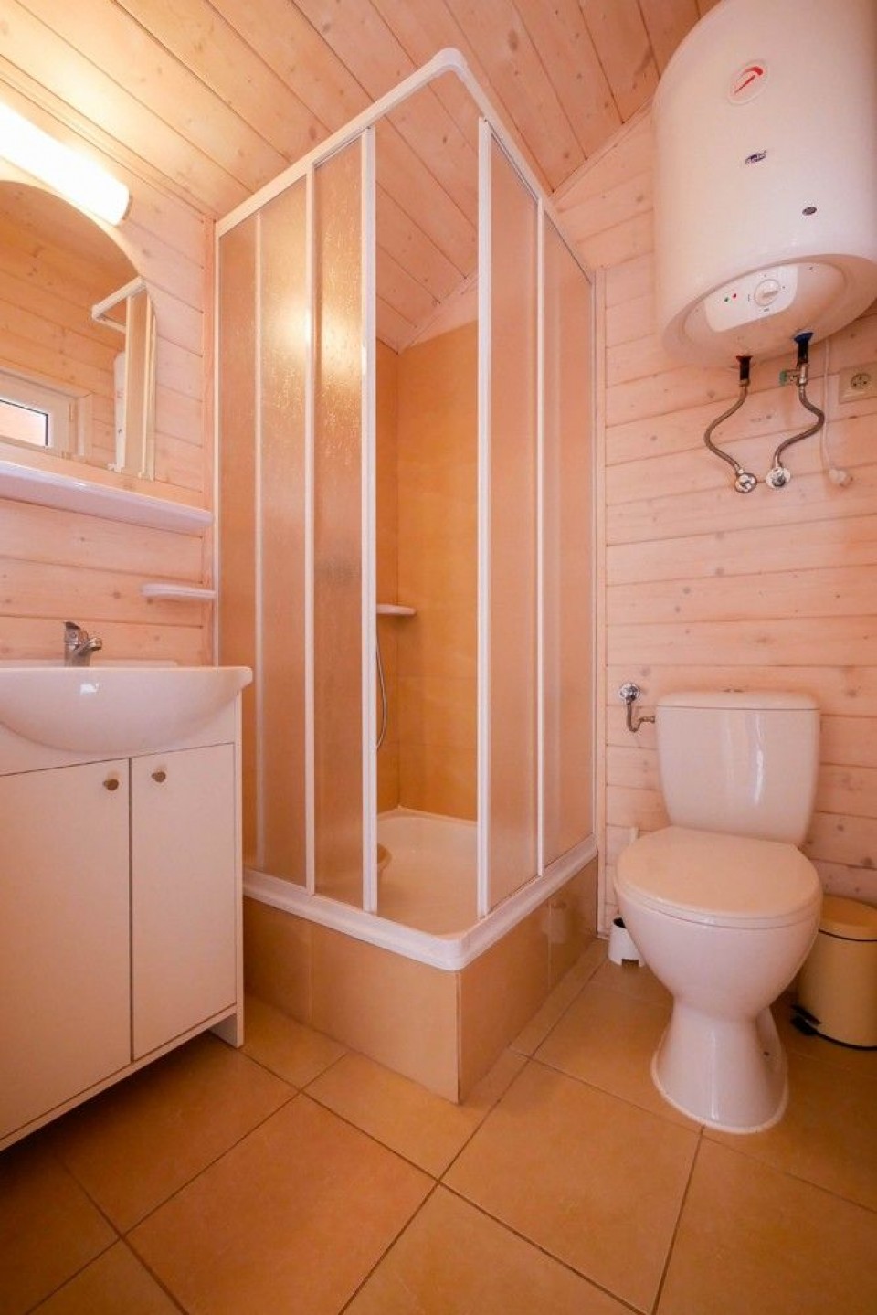 Apartamenty, Domki i Pokoje ALEXANDRIA z basenem