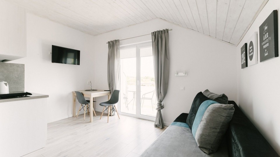 Apartamenty, Domki i Pokoje ALEXANDRIA z basenem