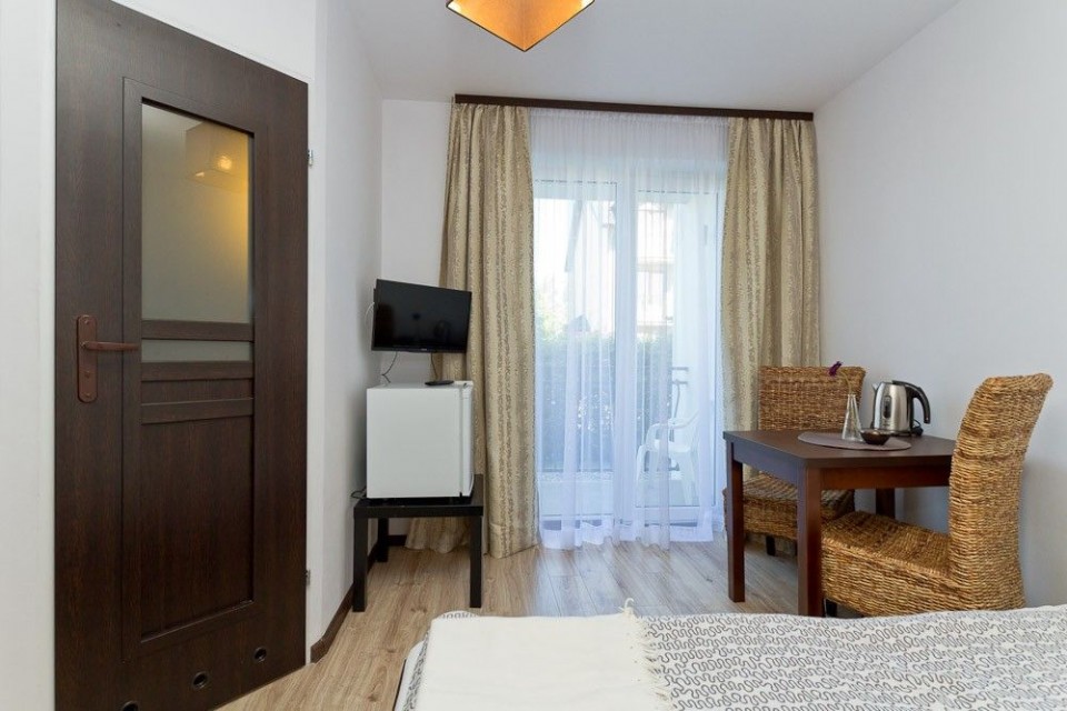 Apartamenty, Domki i Pokoje ALEXANDRIA z basenem