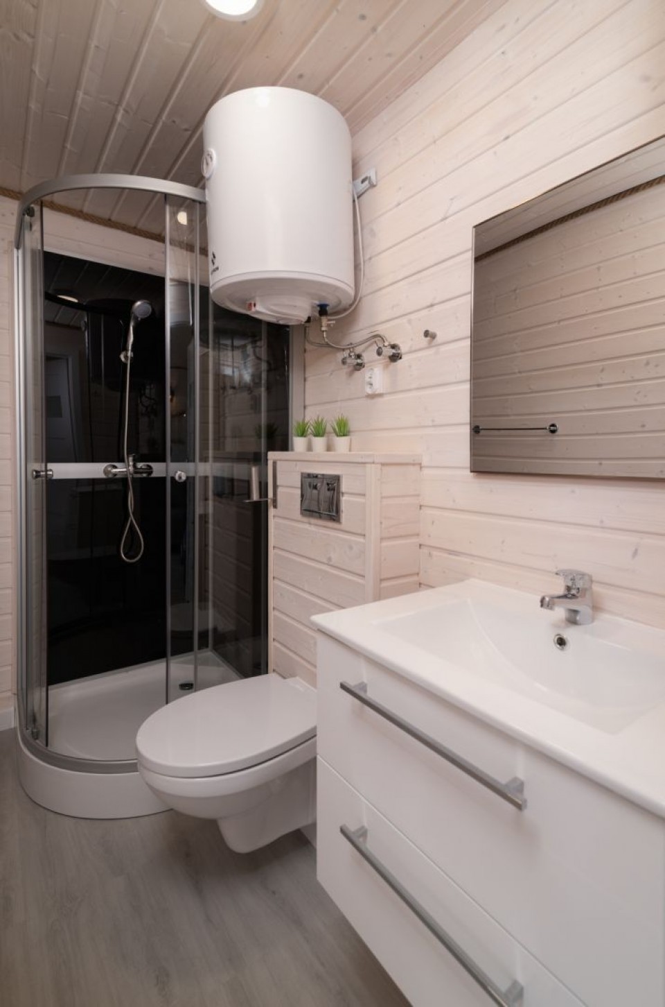 Apartamenty, Domki i Pokoje ALEXANDRIA z basenem