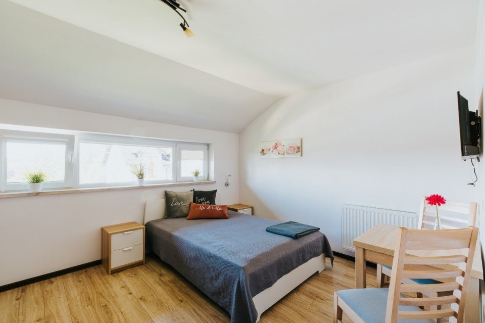 Apartamenty, Domki i Pokoje ALEXANDRIA z basenem