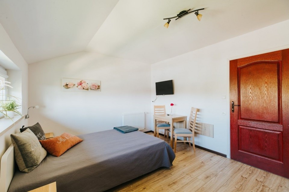 Apartamenty, Domki i Pokoje ALEXANDRIA z basenem