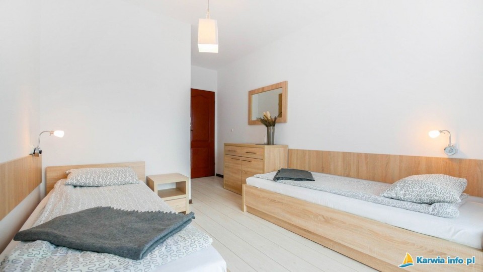 Apartamenty, Domki i Pokoje ALEXANDRIA z basenem