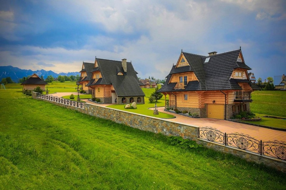 Folk Resort