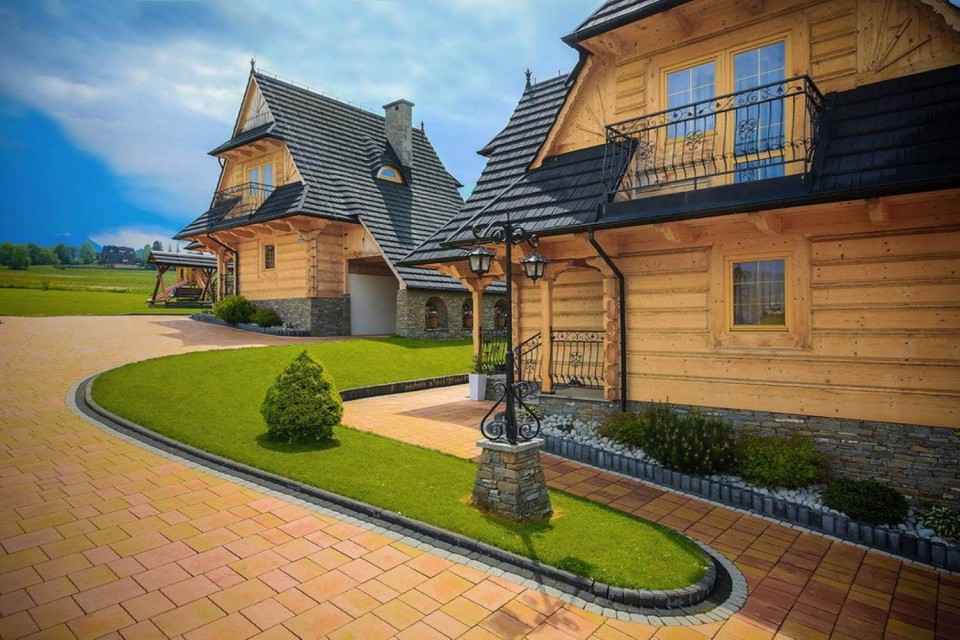 Folk Resort