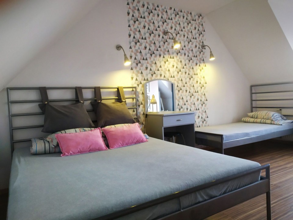 DOMEK NR.1