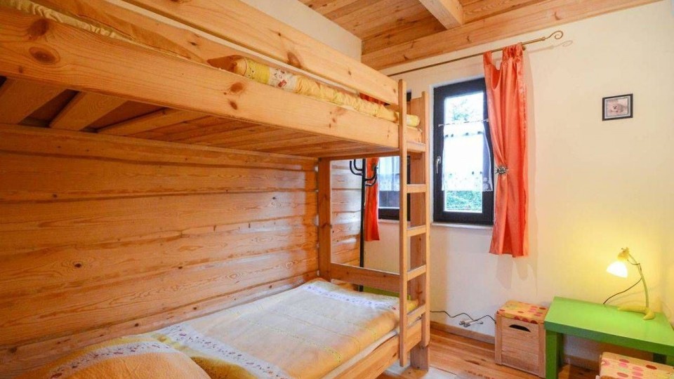 Domki i Apartamenty SIEDLISKO BIAŁOGÓRA