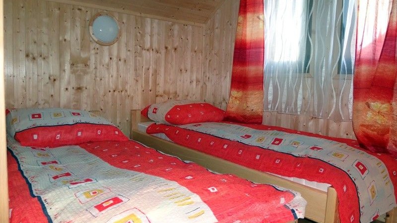 NADMORSKIE DOMKI