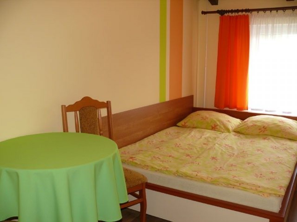 POKÓJ - 2 OSOBOWY - NR 4