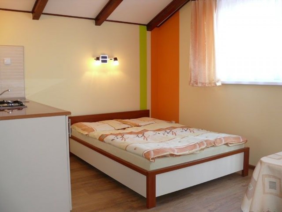 APARTAMENT - 4 - OSOBOWY NR 1
