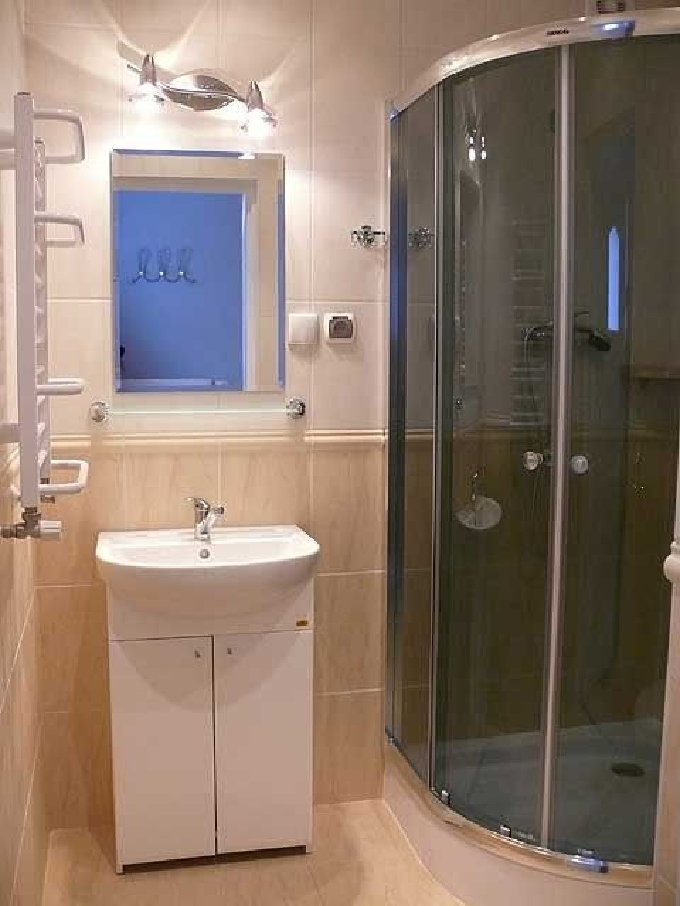 APARTAMENT - 1 POKOJOWY - ŁAZIENKA