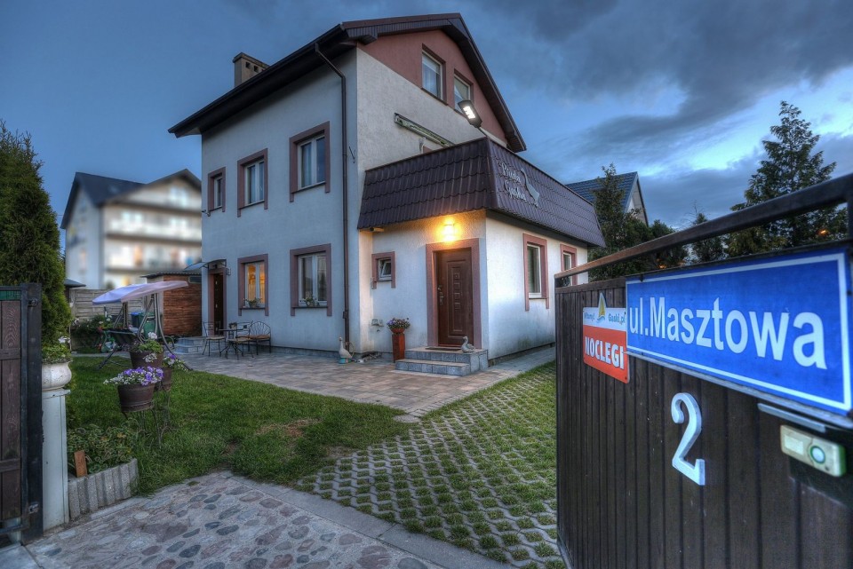 Pokoje i Apartamenty BIAŁA GĄSKA