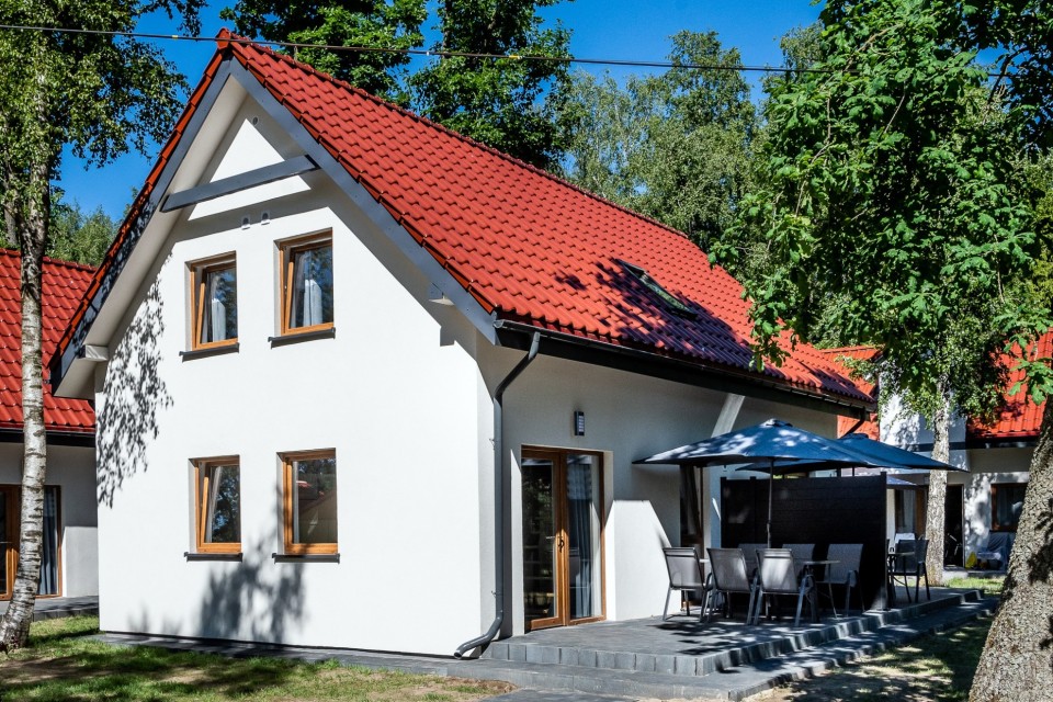 Domek piętrowy z dwiema łazienkami całoroczny - 3 sypialnie i salon