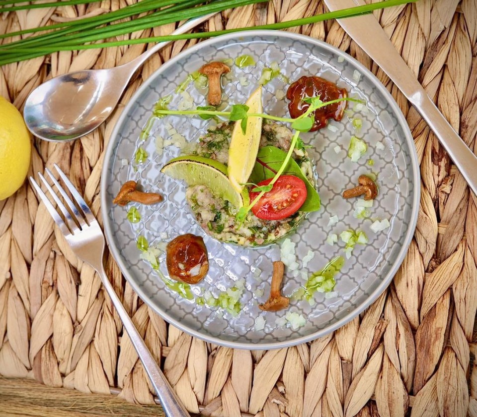 SEZONOVA Restaurant & Cocktail Bar