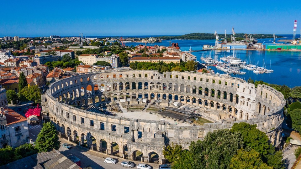 Pula