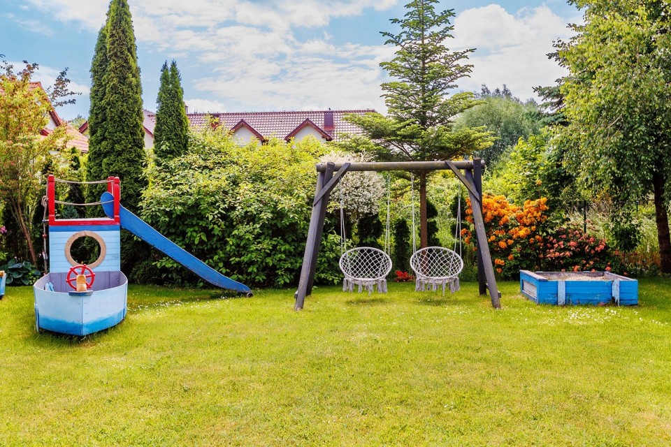 Wczasy z dziećmi - Pokoje JANTARUS