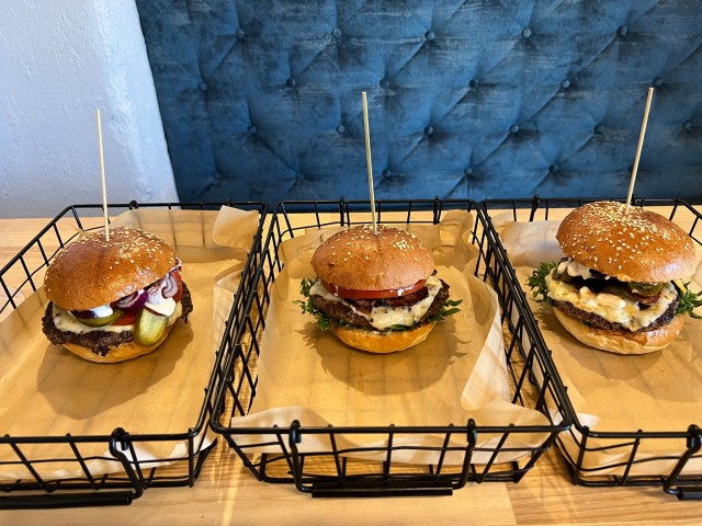 Stary Młyn - Burgery, Tapas & Wino