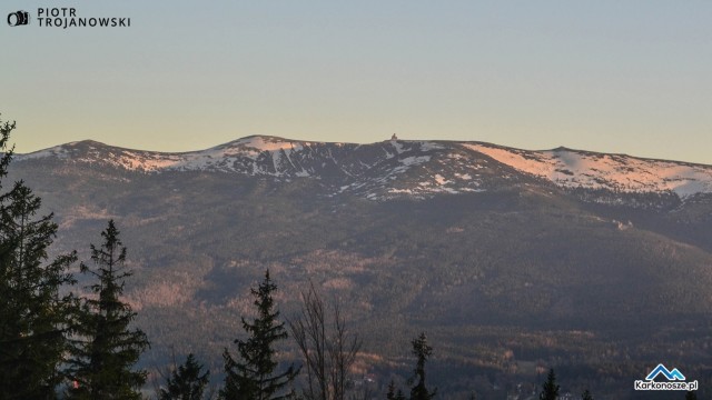 Śnieżne Kotły widziane z Zakrętu Śmierci
