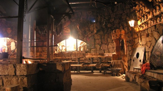 Szklarska Poręba, Chata Walońska w Szklarskiej Porębie - podziem