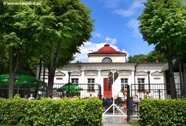 Galeria i Teatr w Parku Zdrojowym