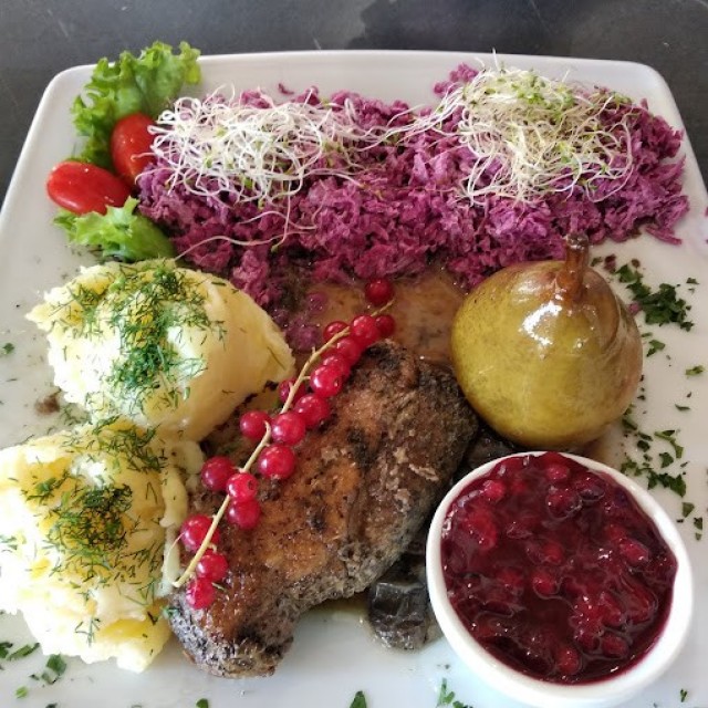 Restauracja Chałupy  Irjados Surf