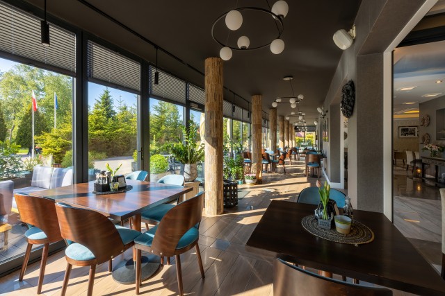 Restauracja & Bar w BURSZTYN